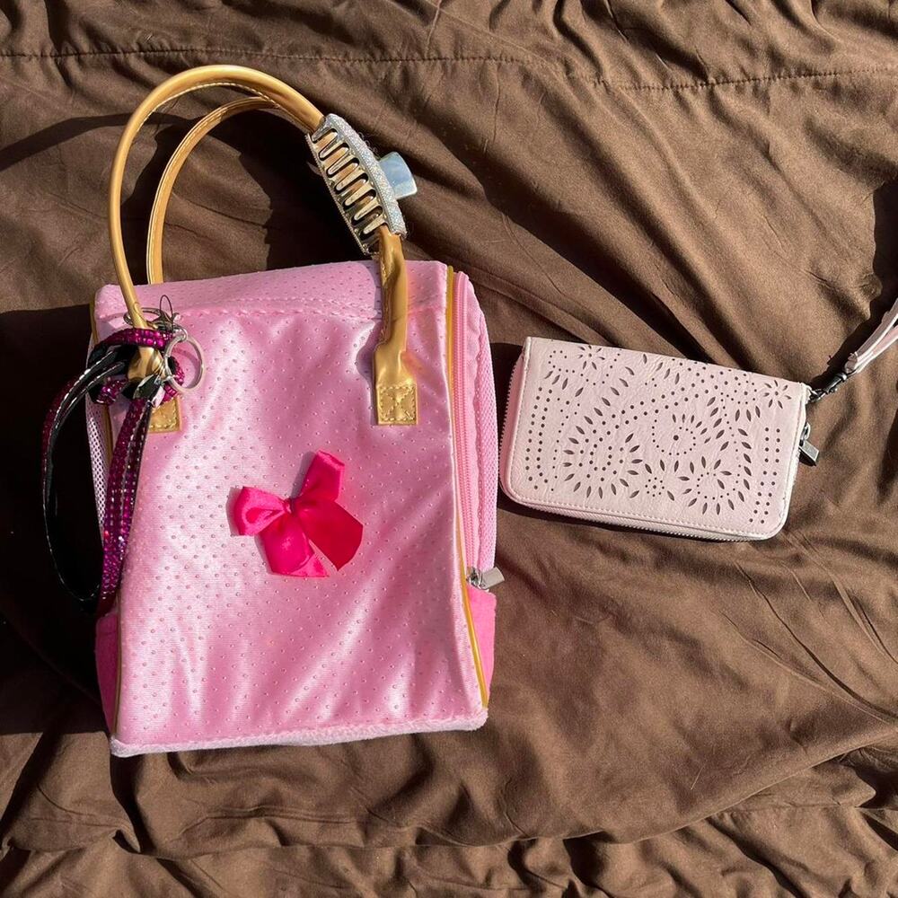 Cute pink puppy carrier + wallet